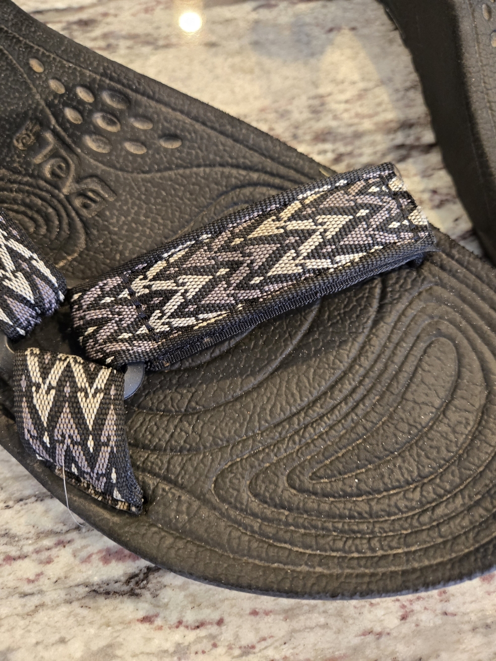 Teva Men's Black Flip-Flop Sandals with Gray Patterned Straps 11